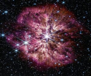 Extrémně zářivá hvězda Wolf-Rayet 124 na obrázku z přístroje NIRCam.