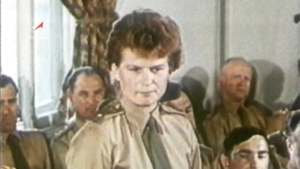 Těreškova během zasedání Státní komise