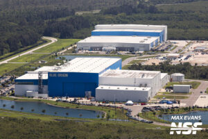 Výrobní areál firmy Blue Origin na Floridě.