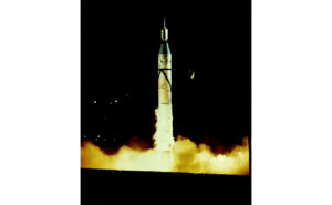 Star rakety Juno-1 s první americkou družicí Explorer-1 31. ledna 1958