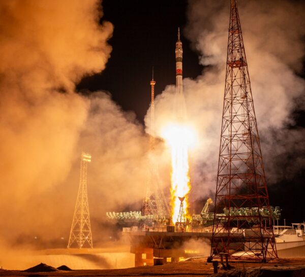 Start rakety Sojuz s lodí Sojuz MS-24