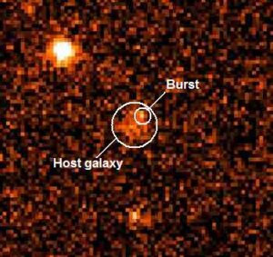 Gama záblesk GRB 970228, u nějž byl poprvé v historii pozorován dosvit. 