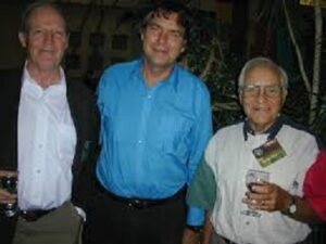 Ian Strong (vlevo) a Ray Klebesadel (vpravo), dva ze tří autorů prvního vědeckého článku o gama záblescích. 