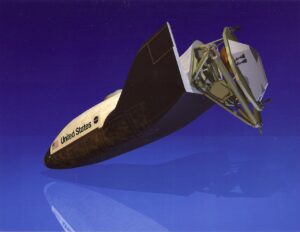 Zobrazení Deorbitálního Pohonného Systému (DPS) připojeného k zadní části X-38 pro návrat posádky.
