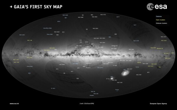Mapa galaxií a kulových a otevřených hvězdokup. 