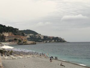 Pláž v Nice