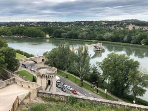 Avignonský most "přes" Rhonu
