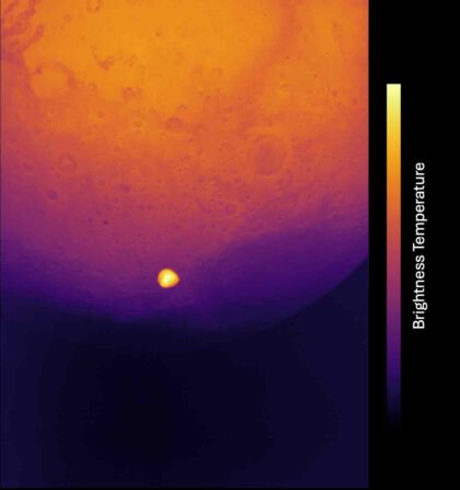 Takto viděl Mars a Deimos tepelný infračervený snímač TIRI na sondě Hera.