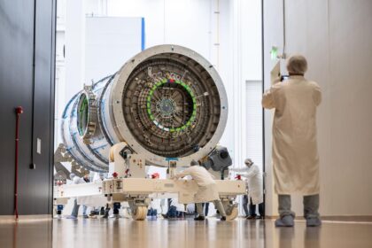 Modul HALO v zařízení společnosti Northrop Grumman, 3. dubna 2025