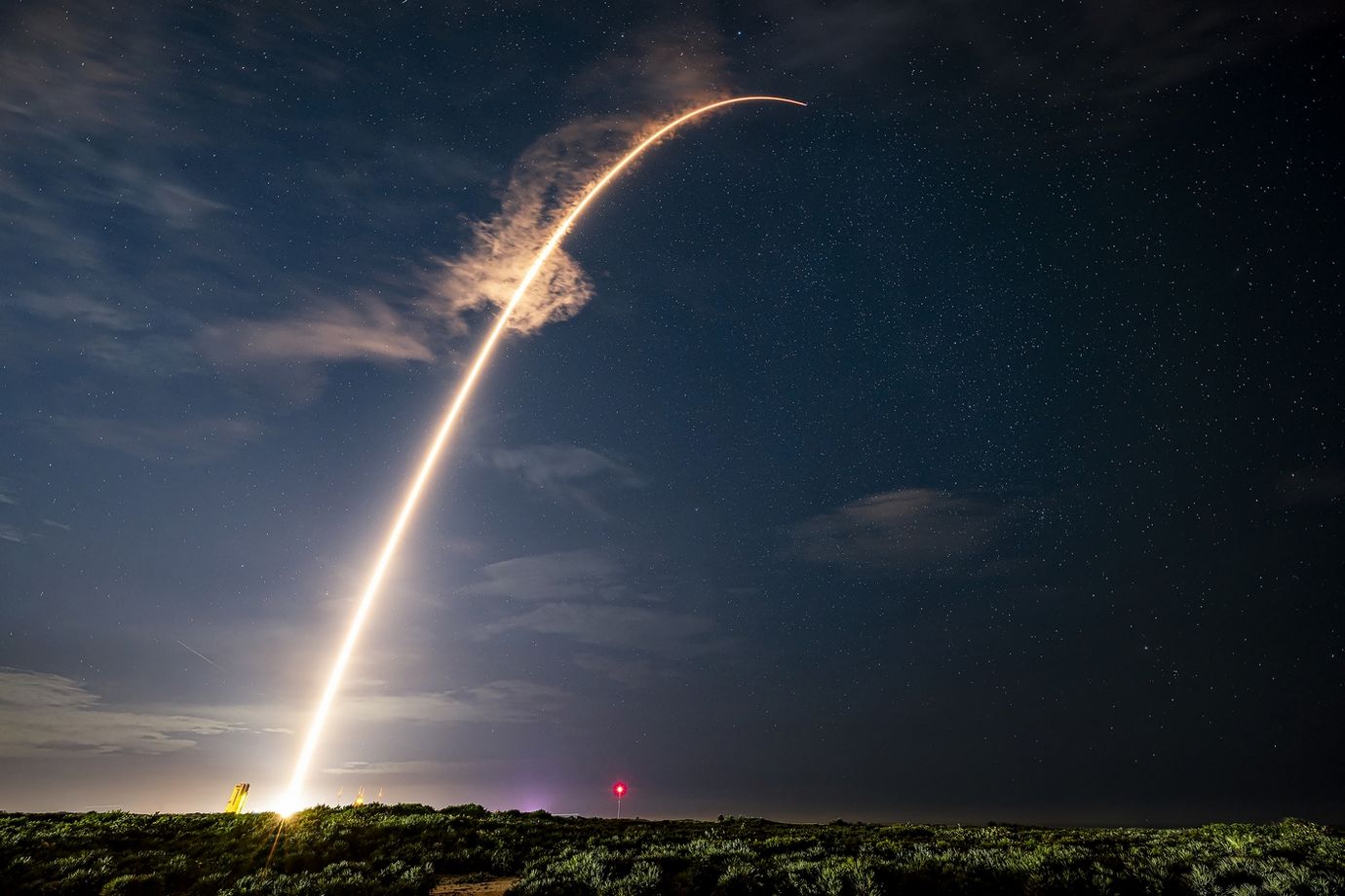 Falcon 9 s X-37B