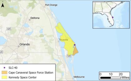 Mapa Kennedyho kosmického střediska a Cape Canaveral Space Force Station s vyznačením umístění komplexu SLC-40.