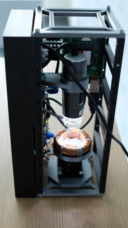 Prototyp vesmírného modulu KOSTKA.