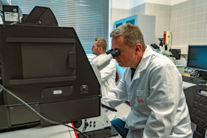 Laboratorní analýza.