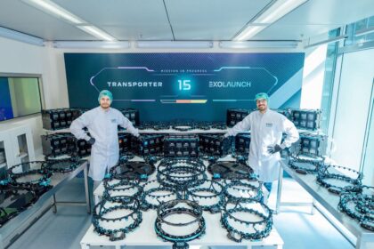 Ukázka všech deployerů, které zajistila pro tuto misi společnost Exoĺaunch