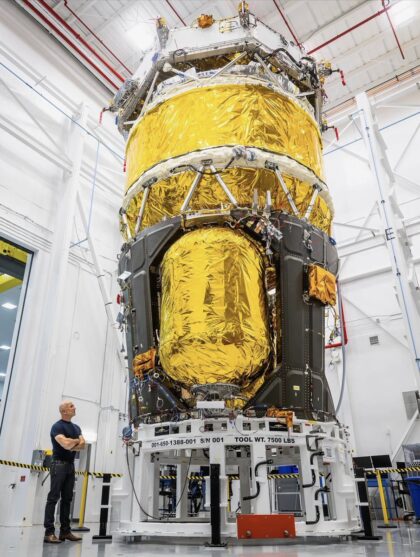 Letový exemplář landeru Blue Moon Mark 1, listopad 2025. Zbývá instalovat motor BE-7 a přistávací nohy.