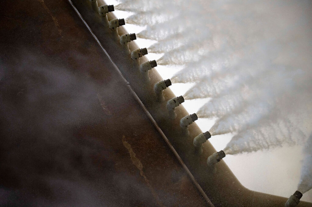 Týmy ze Stennisova střediska dokončily 30. ledna na zkušebním stanovišti Thada Cochrana (B-2) významný milník v oblasti aktivace vodního systému. V rámci tohoto milníku byly otestovány nové chladicí systémy přidané ke stanici pro budoucí sérii testů Green Run horního stupně raket NASA, který by měl letět v rámci mise Artemis IV.