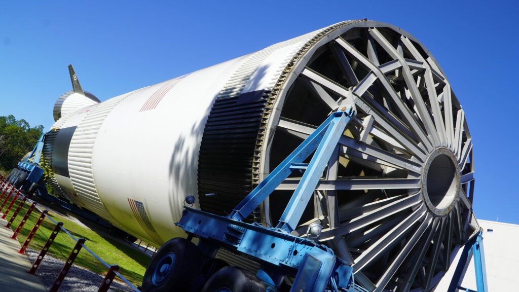 Horní dno stupně (foto z roku 2023)