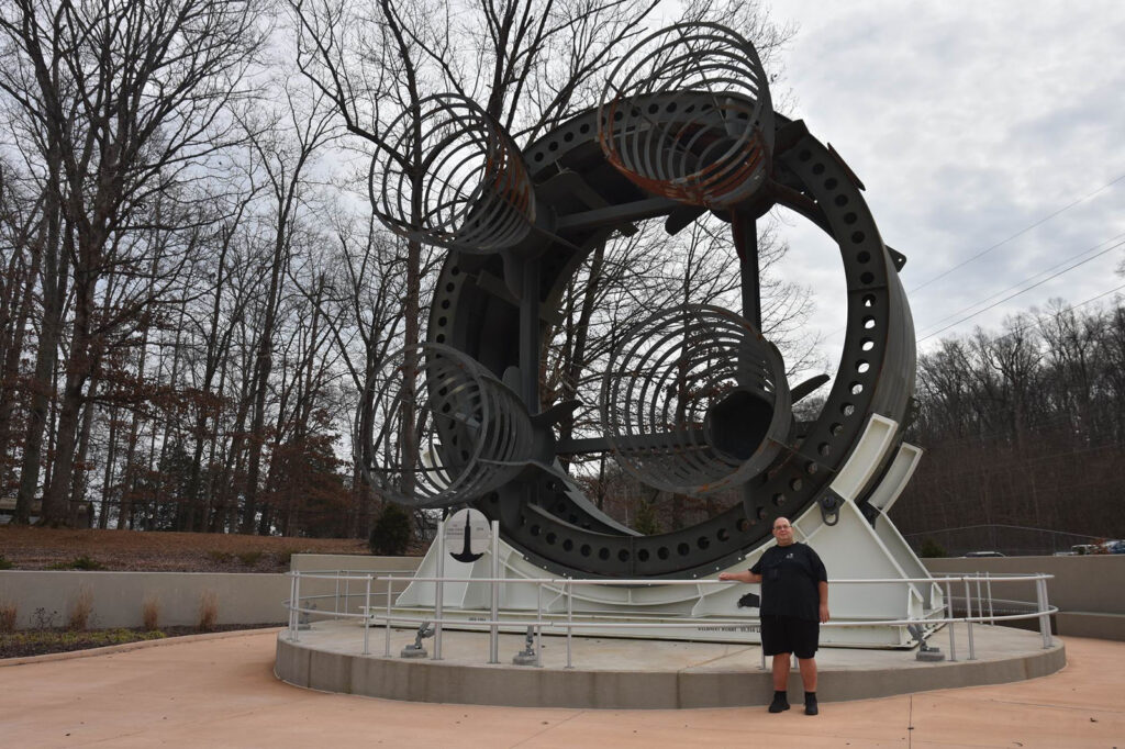 Maketa motorové sekce rakety SLS