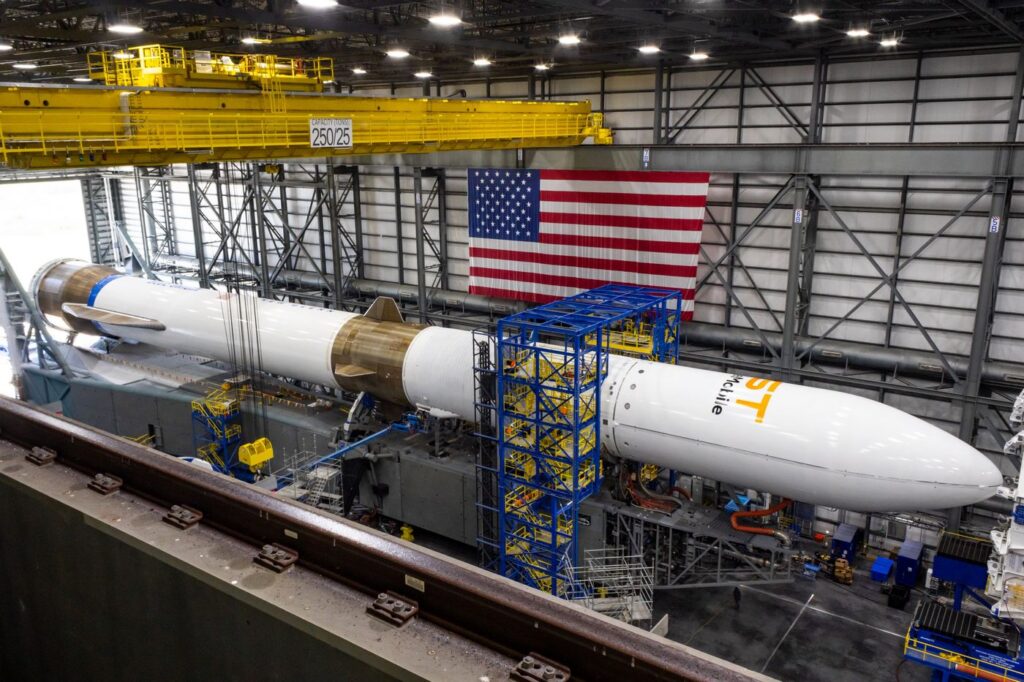 Třetí exemplář rakety New Glenn je již kompletní