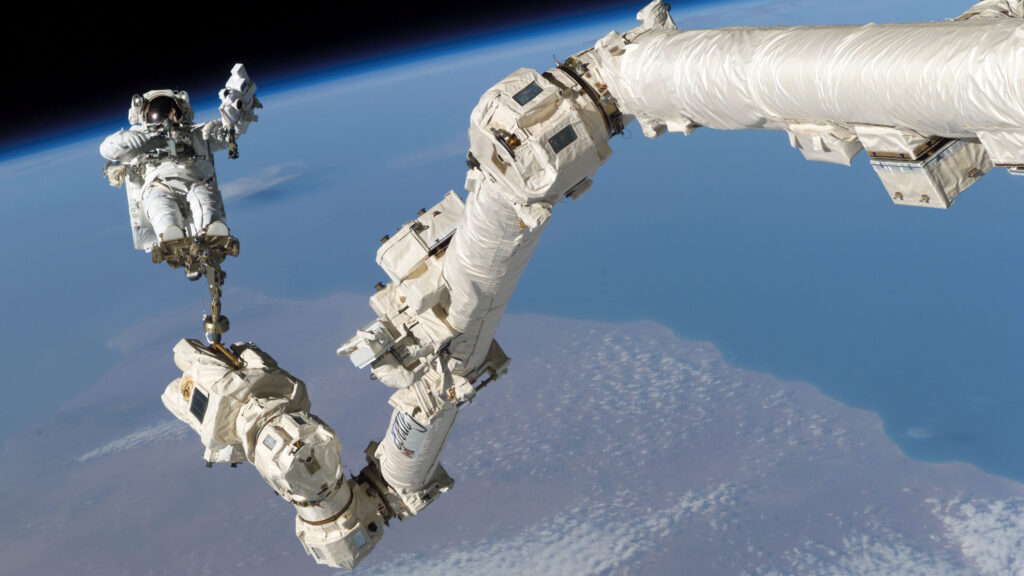 Canadarm2