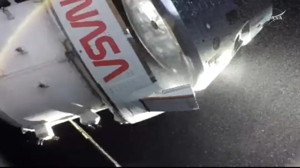 Oddělení servisního modulu bylo úspěšné. Foto: NASA 