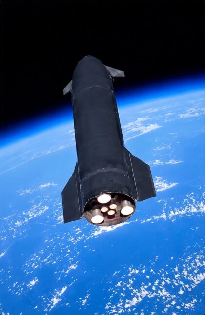 Starship odlétá od Super Heavy při misi IFT-13