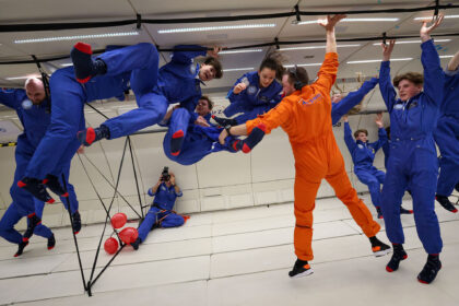 Do prvního ročníku programu Zero-G se přihlásilo 861 zájemců a 26 z nich se nakonec dočkalo vysněného letu.