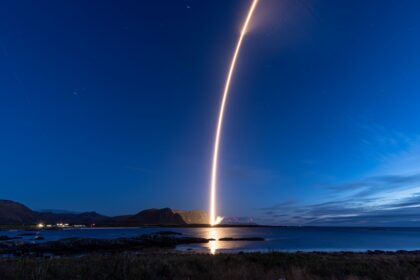 Start rakety Spectrum na její druhou misi Onward and Upward.